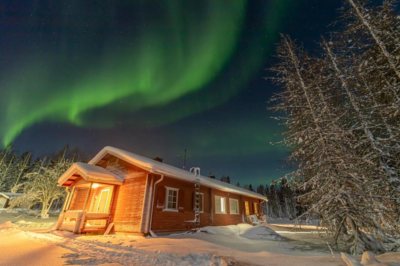 Old Pine Husky Lodge Sompujarvi Exterior foto