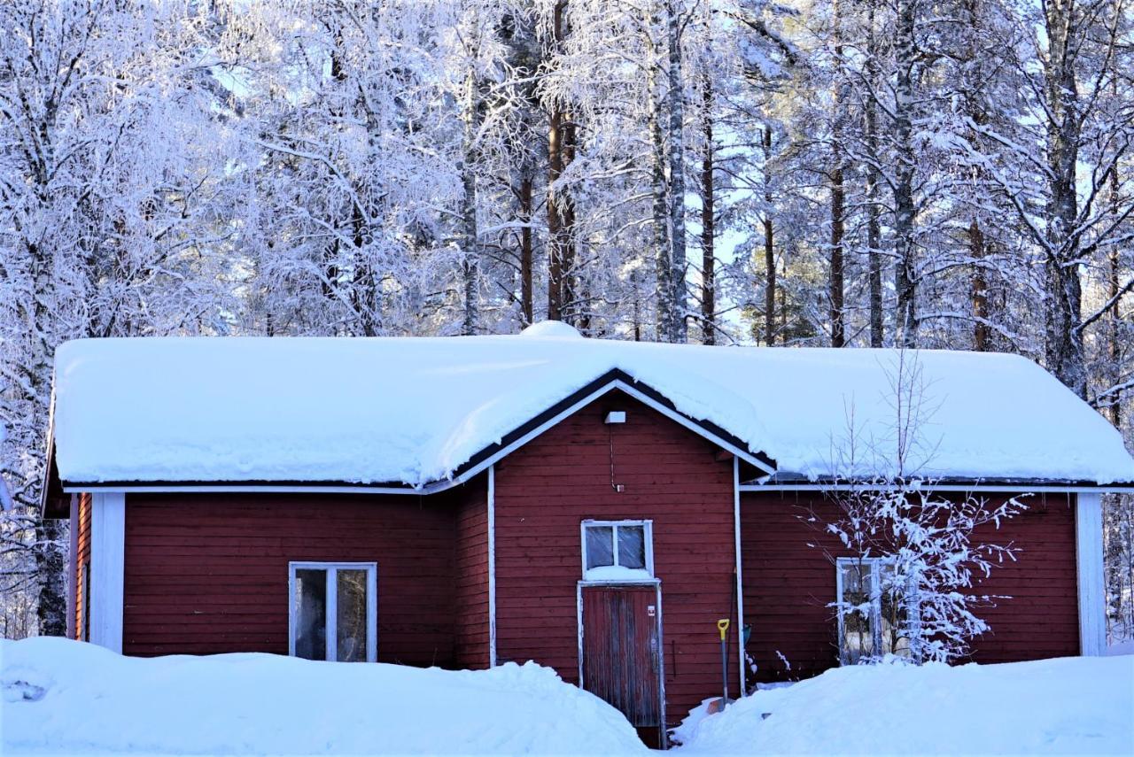 Old Pine Husky Lodge Sompujarvi Exterior foto